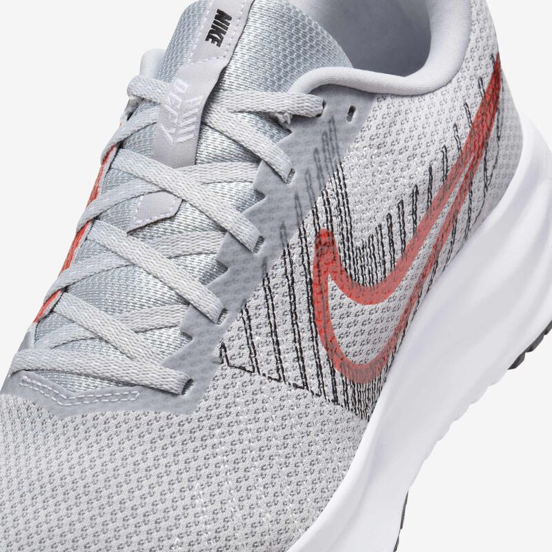 Nike Run Defy, Gris Lobo/Negro/Blanco/Carmesí brillante, hi-res