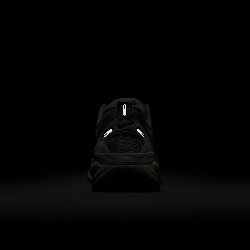 Nike Vomero 18, Summit White/Barely Volt/Plata claro/Negro, hi-res