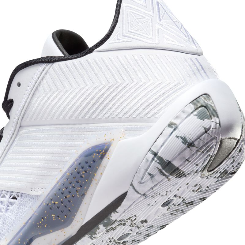 Air Jordan XXXVIII Low, Blanco/Negro/Platino puro/Oro metalizado, hi-res