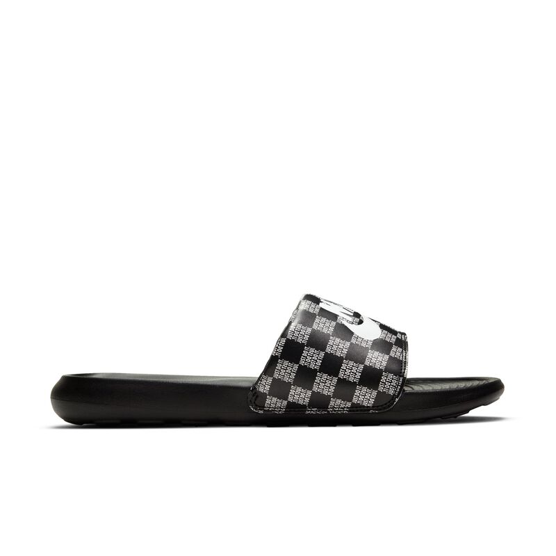 Nike Victori One, Negro/Negro/Blanco, hi-res
