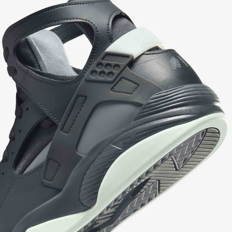 Nike Air Flight Huarache, Gris Oscuro Humo/Verde Apenas-Gris Frio, hi-res