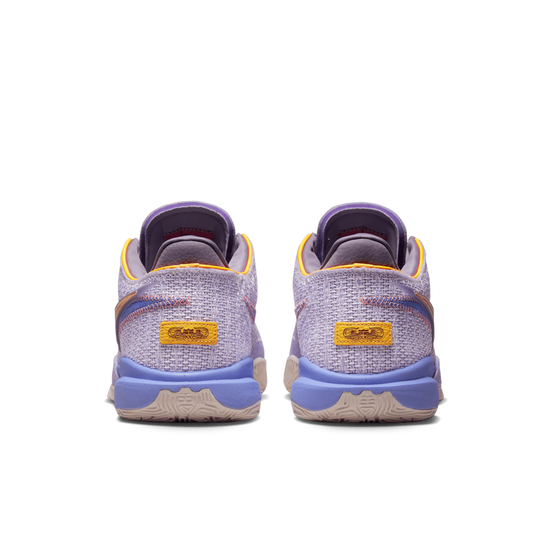 LeBron XX "Purple and Gold", Escarcha violeta/Morado pulso/Morado cañón/Oro metalizado, hi-res