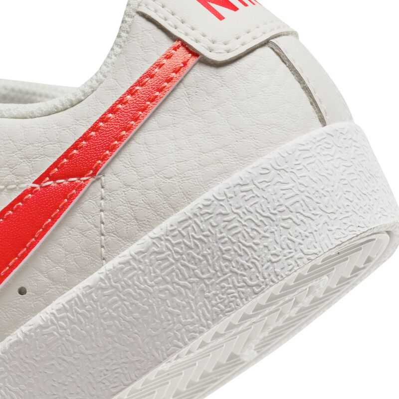 Nike Blazer Low 77, Fantasma/Blanco cumbre/Carmesí brillante, hi-res