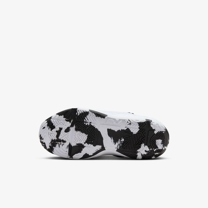 Nike Team Hustle D 12, Blanco/Negro/Blanco, hi-res