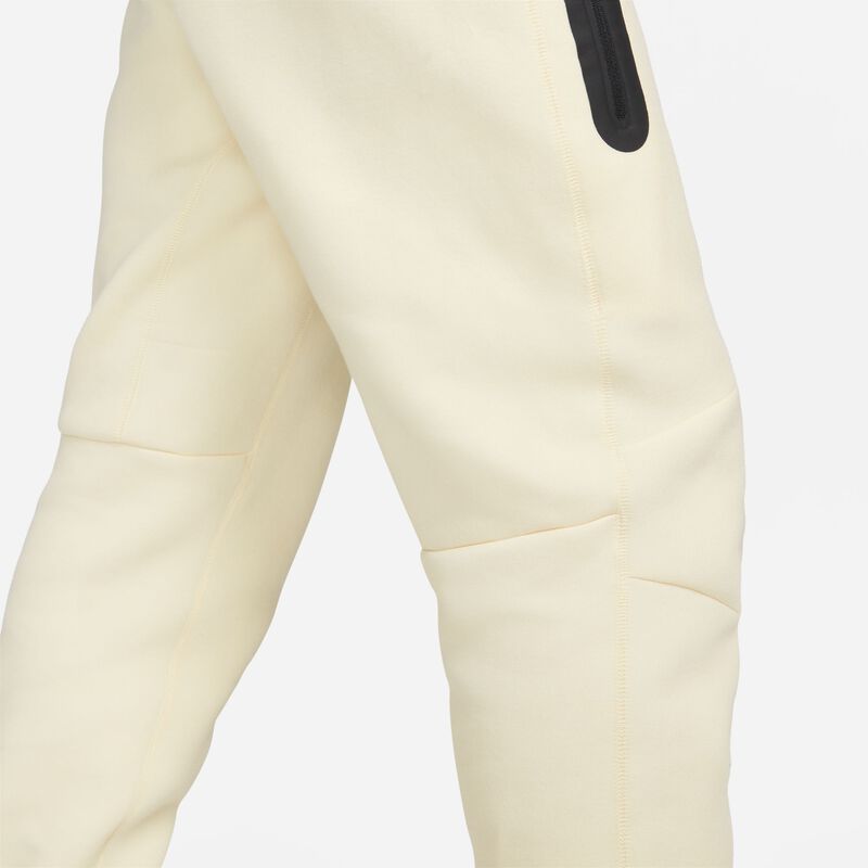 Nike Sportswear Tech Fleece, Leche de coco/Negro, hi-res