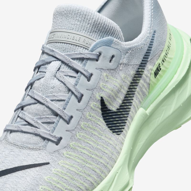 Nike Invincible 3, Platino Puro/Gris Frío/Verde Vapor/Obsidiana Oscura, hi-res