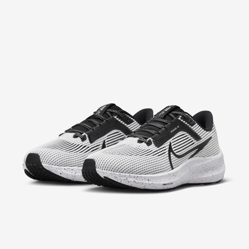 Nike Pegasus 40, Negro/Blanco, hi-res