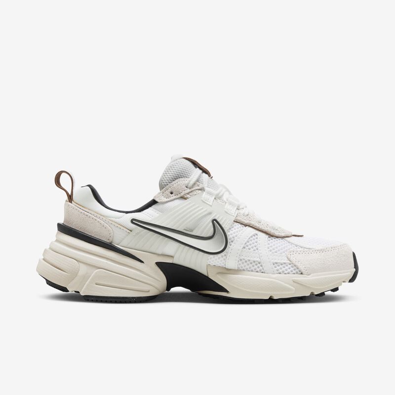 Nike V2K Run, Blanco Cumbre/Blanco/Marrón Verdoso Claro/Cromo, hi-res