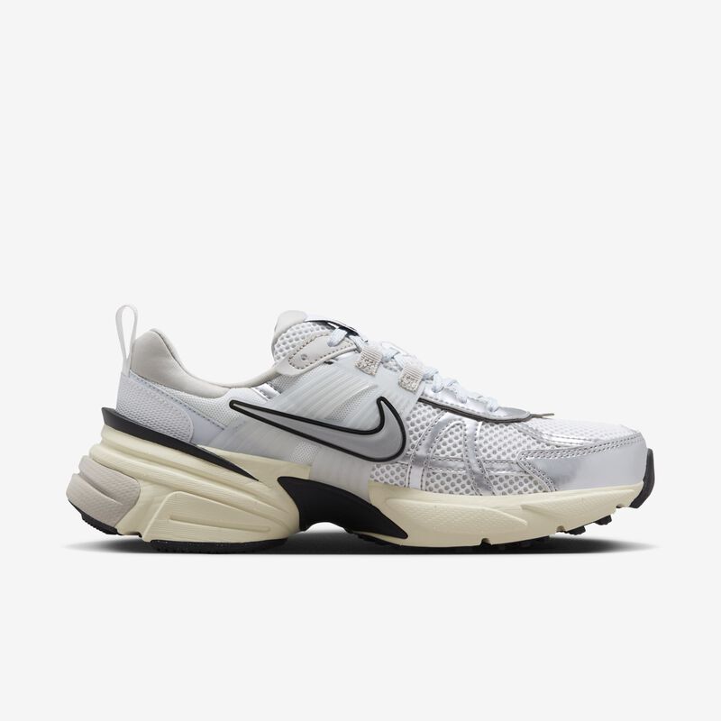 Nike V2K Run, Blanco Cumbre/Platino Puro/Mineral De Hierro Ligero/Plata Metalizado, hi-res