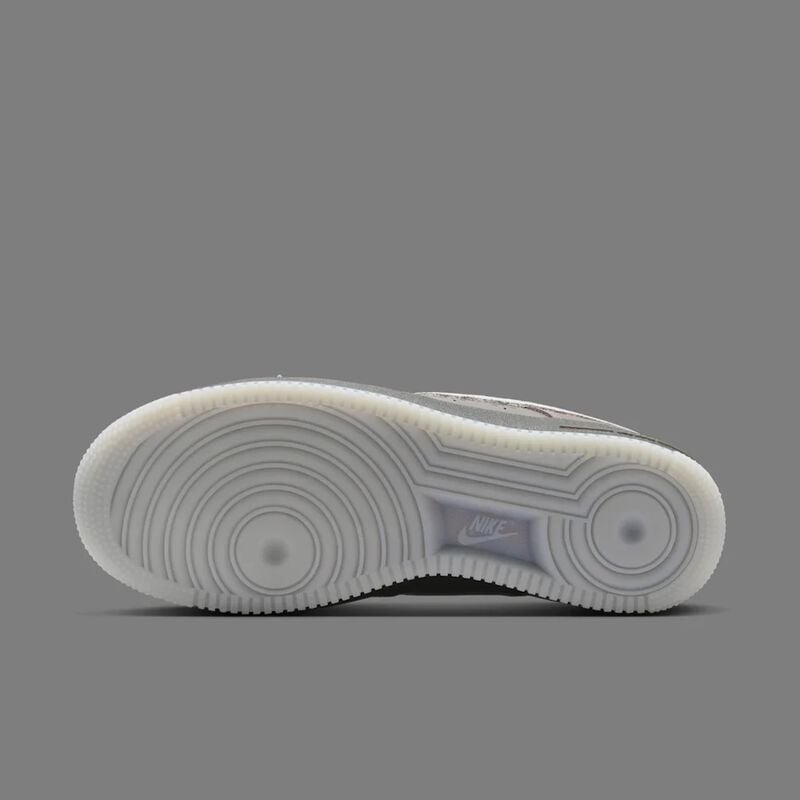 Zapatilla Nike Air Force 1&nbsp;'07&nbsp;LV8, Marr&oacute;n, hi-res