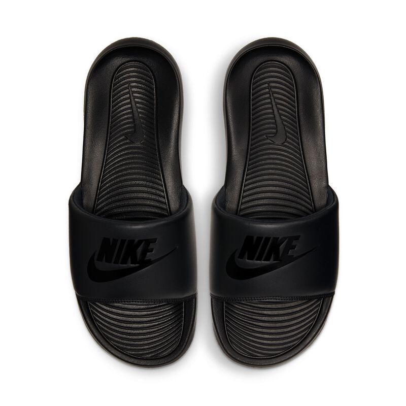 Nike Victori One, Negro/Negro/Negro, hi-res
