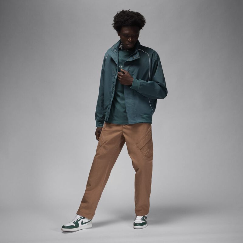 Air Jordan 1 Mid SE, Blanco/Vela/Gris Neutro/Verde Oxidado, hi-res