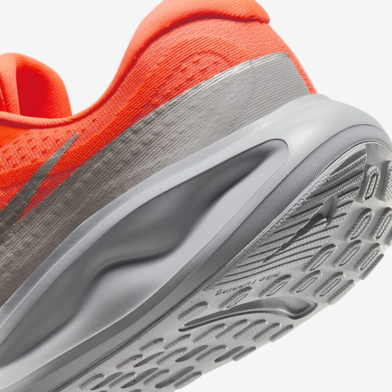 Nike Journey Run Premium, Hipercarmesí/Gris Lobo/Naranja Seguridad/Plata Metalizado, hi-res