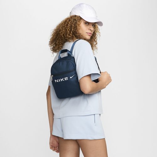 Nike Sportswear Futura