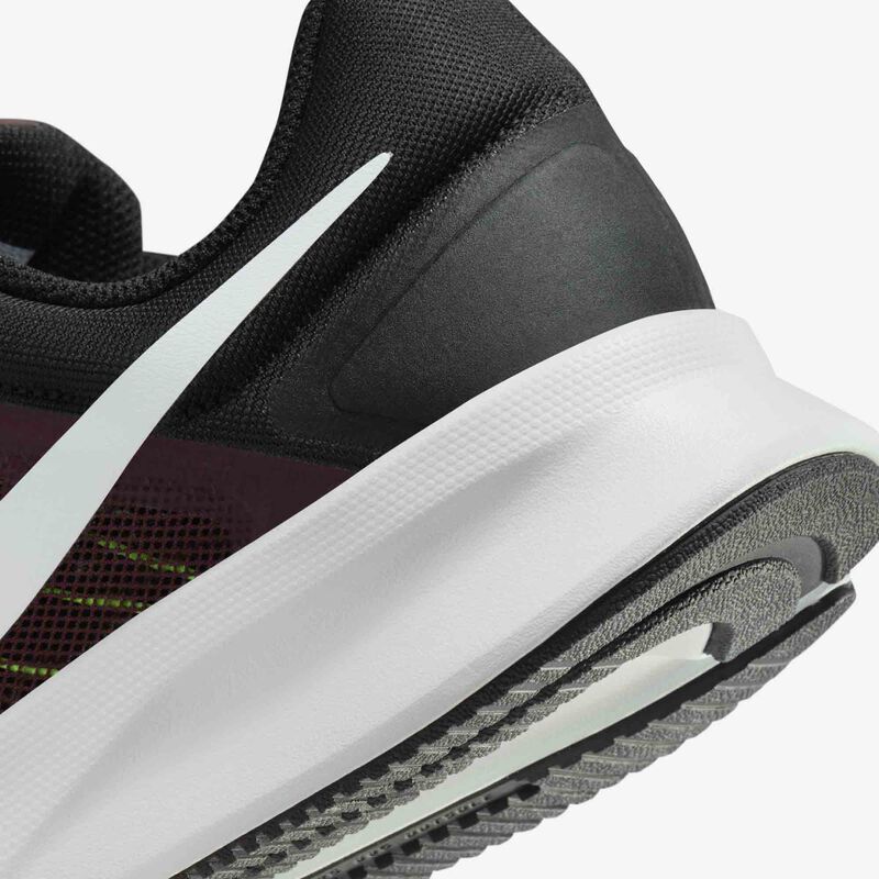Nike Run Swift 3, Negro/Burdeos enérgico/Avalancha lima/Platino puro, hi-res