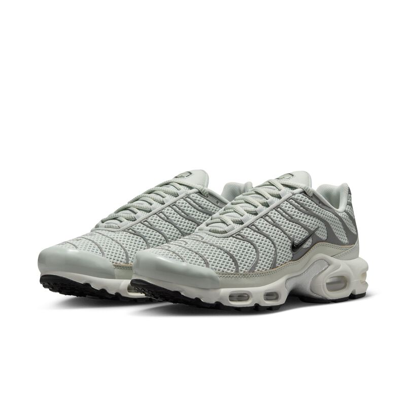 Nike Air Max Plus, Plata Claro/Cromo/Hueso Claro/Negro, hi-res