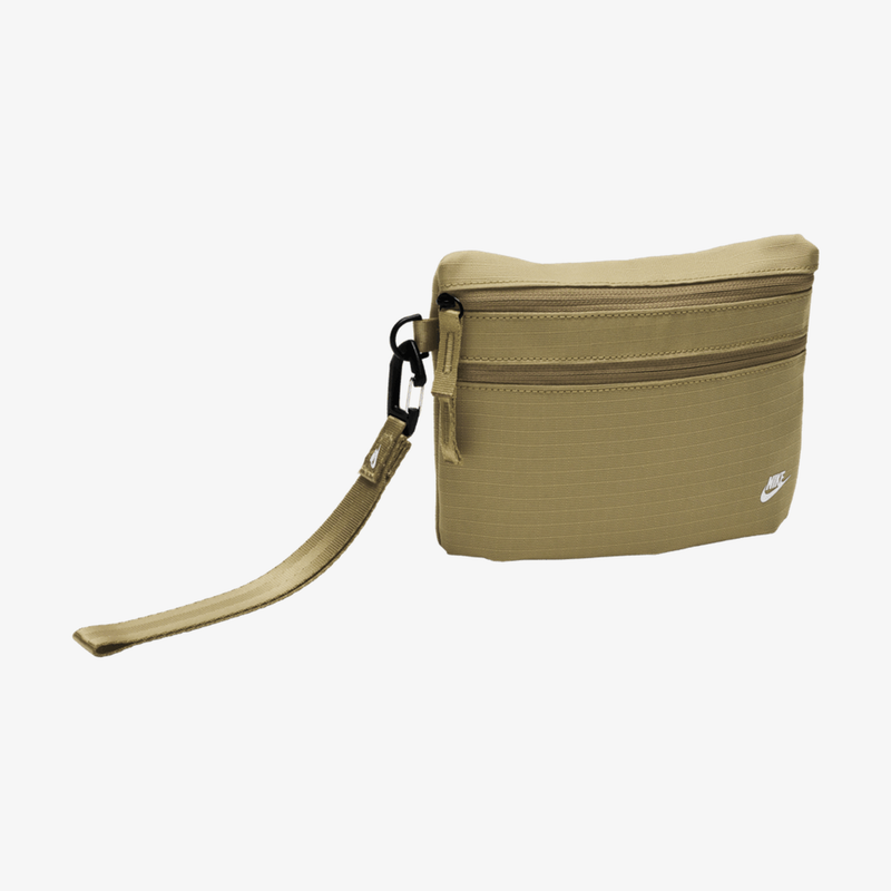 [Ljava.lang.String;@ba096bc Nike Club Clutch, Marr&oacute;n, hi-res