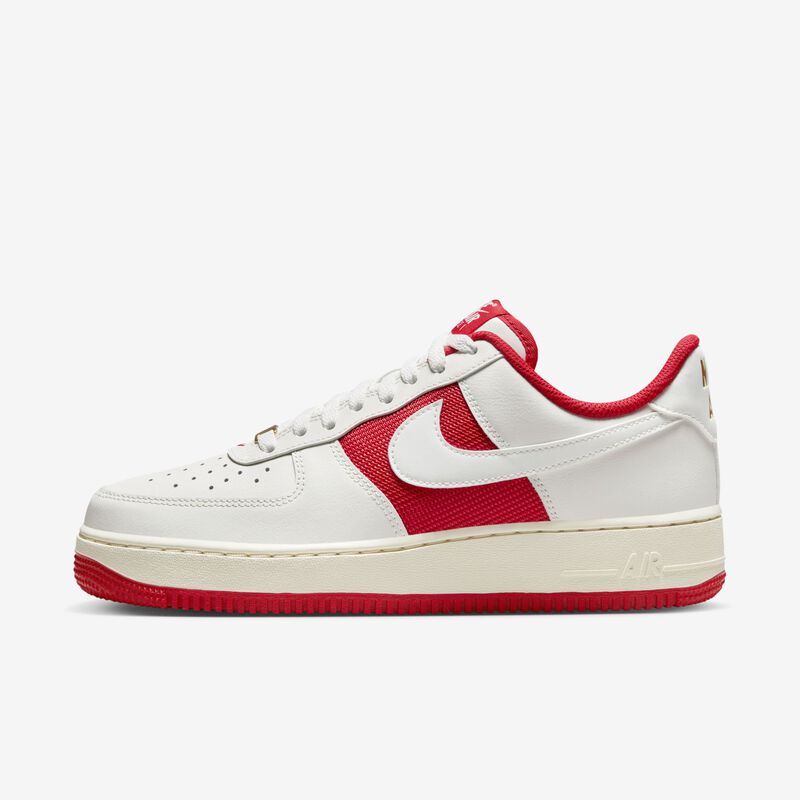 Nike Air Force 1 '07, Vela/Rojo universitario/Leche de coco/Vela, hi-res