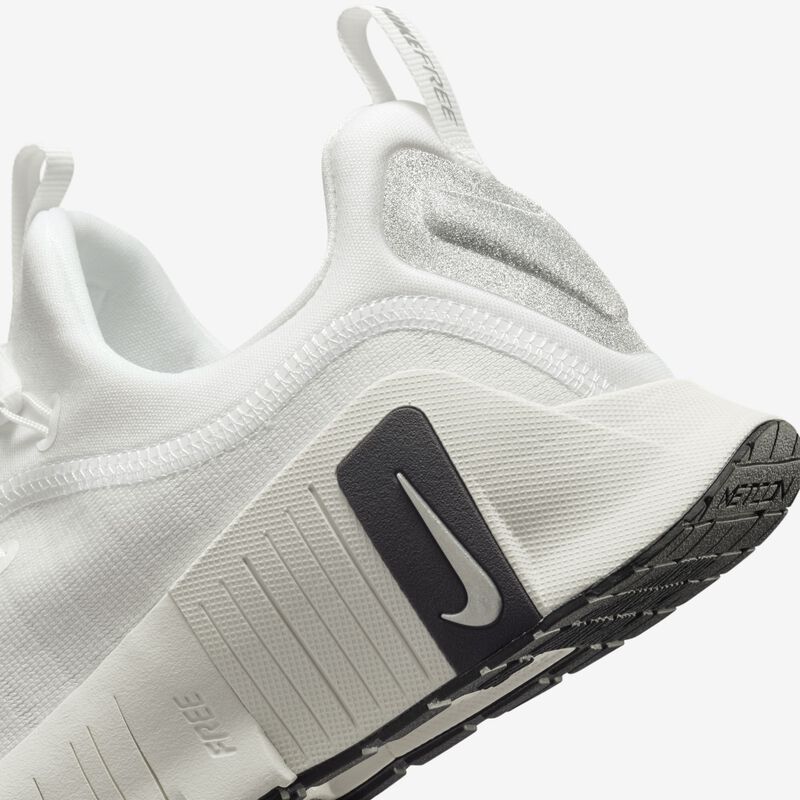 Nike Free Metcon 6 Premium, Blanco Cumbre/Vela/Negro/Plata Metalizado, hi-res