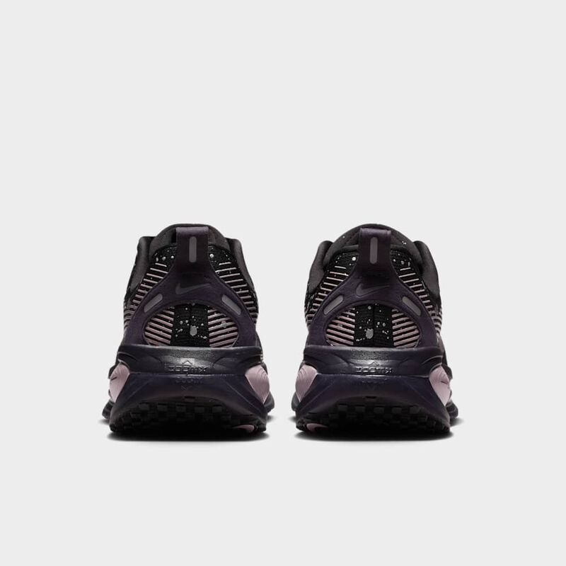 Nike Vomero 18 SE, Negro/Morado cueva/Pizarra cenizo/Gris oscuro metálico, hi-res