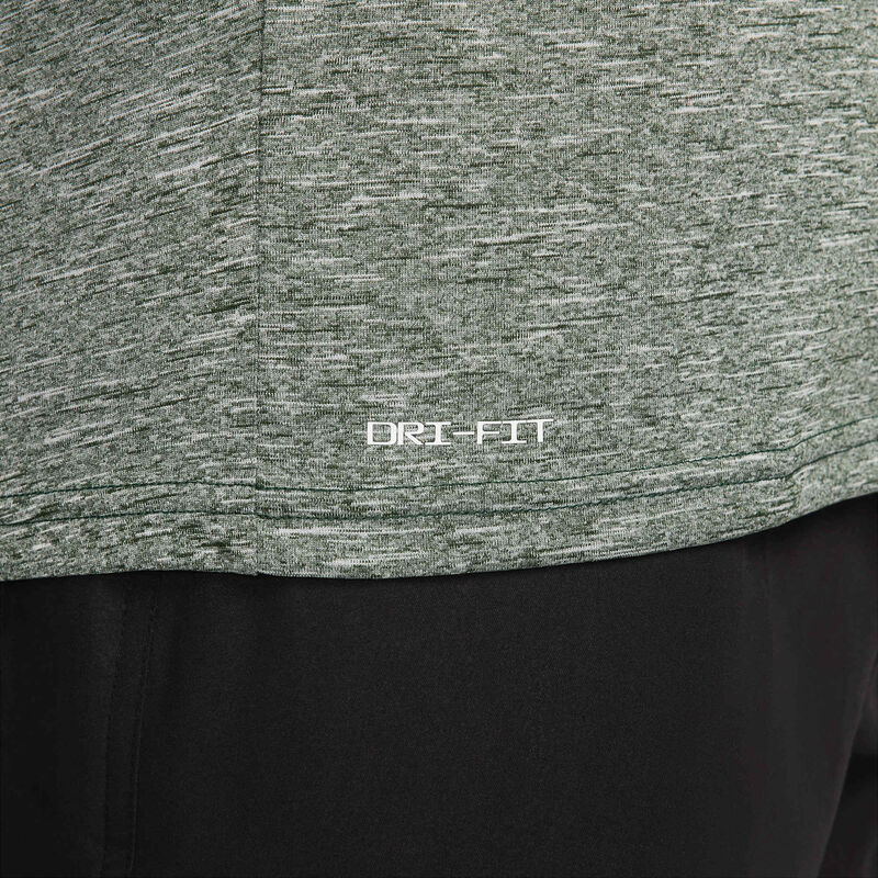 Nike, Abeto, hi-res