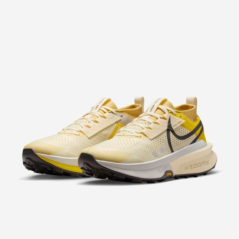 Nike Zegama Trail 2, Alabastro/Relámpago/Oro Saturno/Ceniza Medio, hi-res