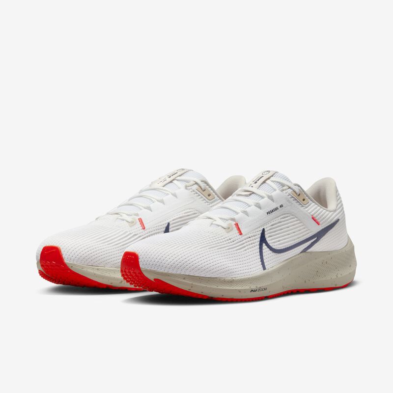 Nike Pegasus 40, Blanco/Marrón Orewood claro/Fantasma/Obsidiana, hi-res