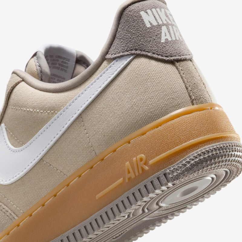 Nike Air Force 1 ’07, Caqui Claro/Amarillo Goma/Gris Universitario/Blanco, hi-res