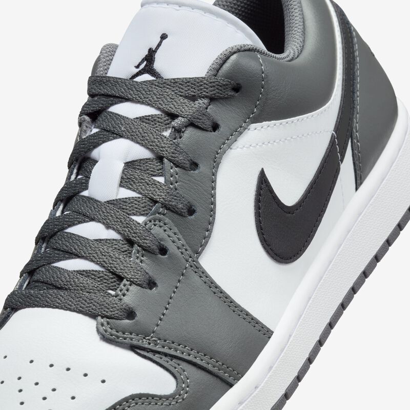 Air Jordan 1 Low, Blanco/Negro-Gris Hierro, hi-res