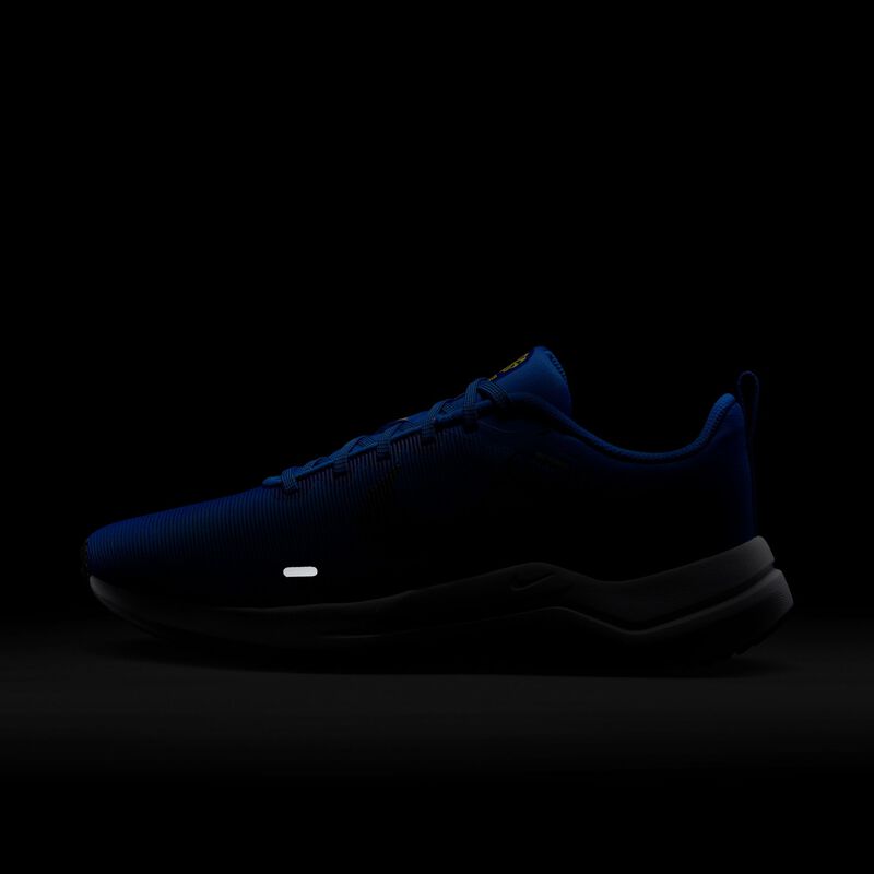 Nike Downshifter 12, Azul carrera/Alto voltaje/Reloj de sol/Negro, hi-res