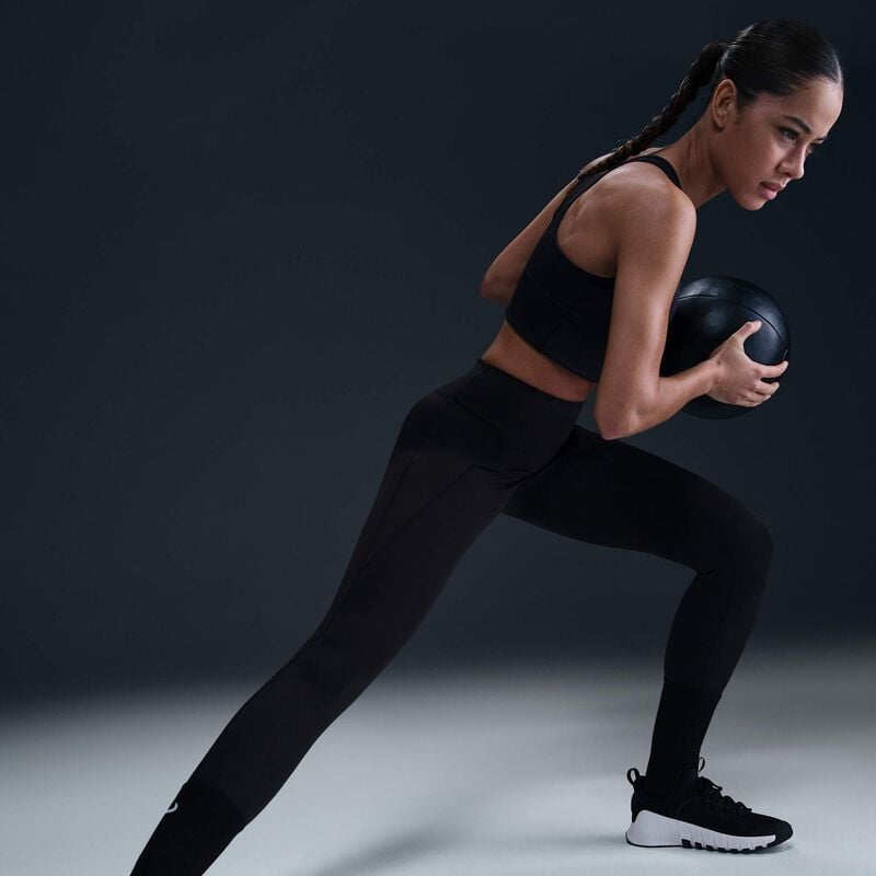 Nike Universa, Negro/Antracita/Gris Humo Oscuro, hi-res