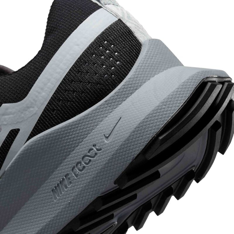 Nike React Pegasus Trail 4, Negro/Gris oscuro/Gris lobo/Halo, hi-res
