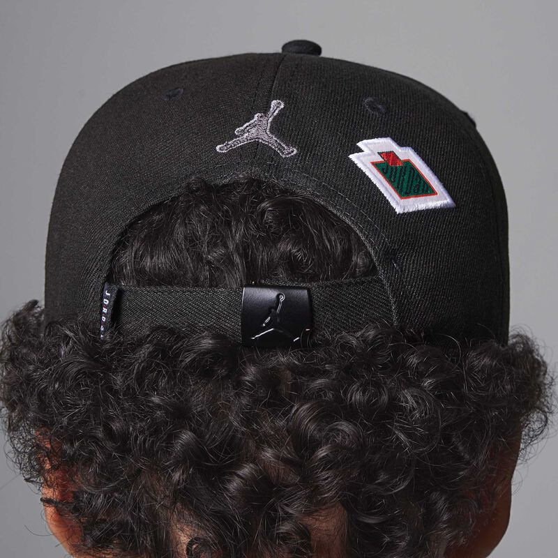Jordan, Negro, hi-res