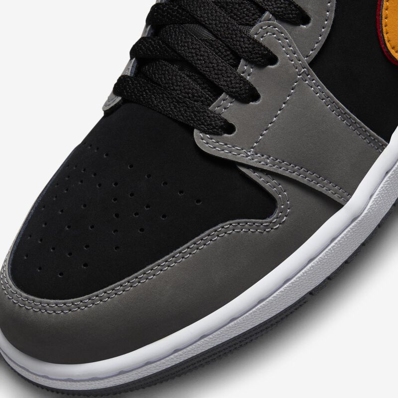 Air Jordan 1 Low SE, Negro/Grafito claro/Rojo cardenal/Naranja vivo, hi-res