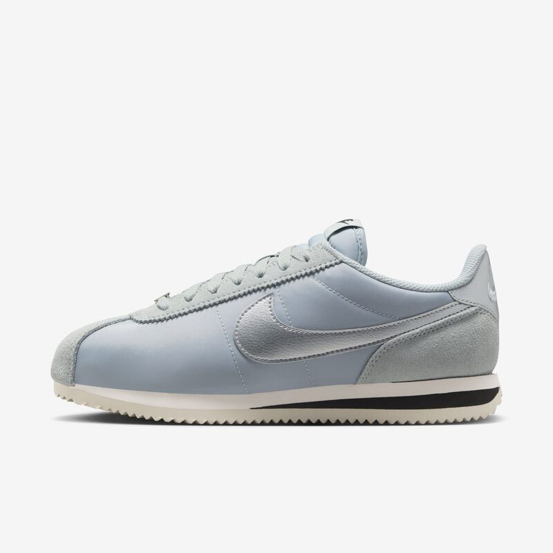 Nike Cortez Textile, Piedra Pómez Claro/Marrón Verdoso Claro/Negro/Plata Metalizado, hi-res