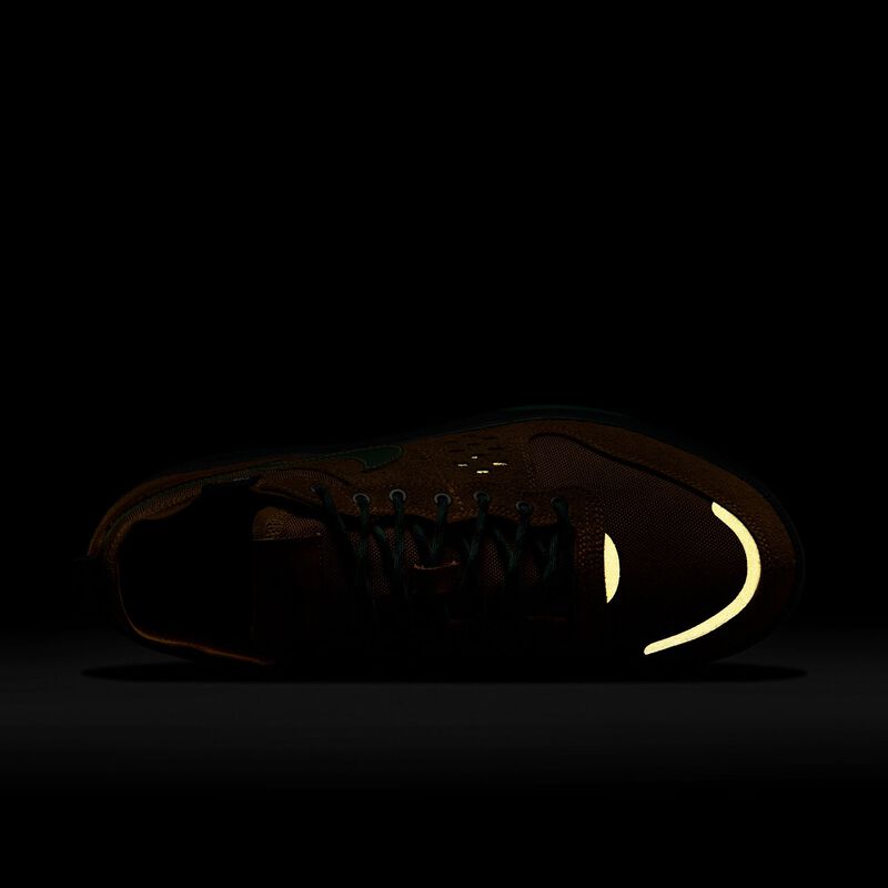 Nike C1TY Premium, Claro Británico Bronceado/Negro/Abeto, hi-res