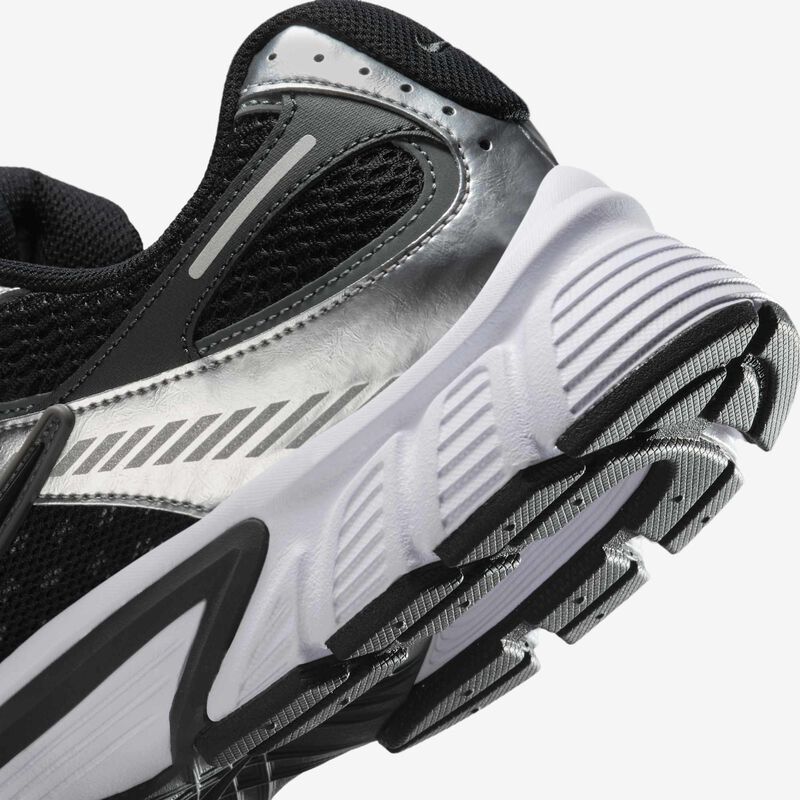 Nike V5 RNR, Negro/Antracita/Gris humo/Negro, hi-res