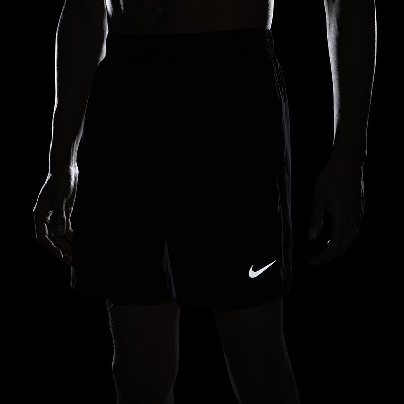 Short Nike Challenger, Negro, hi-res
