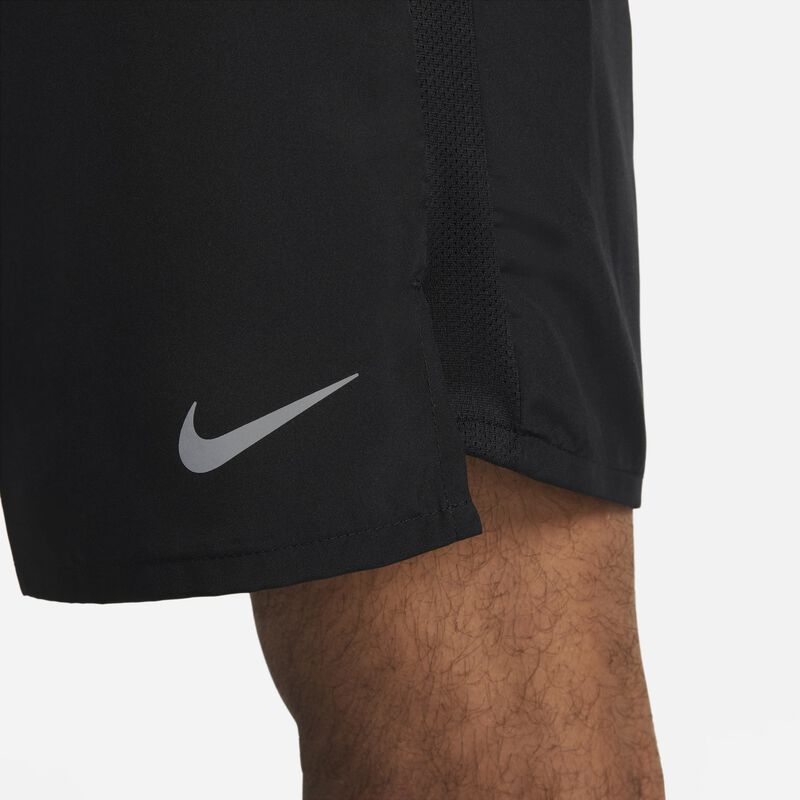 Nike Challenger, Negro/Negro/Negro/Plata Reflectante, hi-res