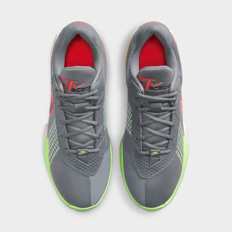 Nike GT Cut Academy, Gris Humo/Gris Humo Oscuro-Apenas Voltio-Carmes&iacute;-Blanco-Voltio, hi-res