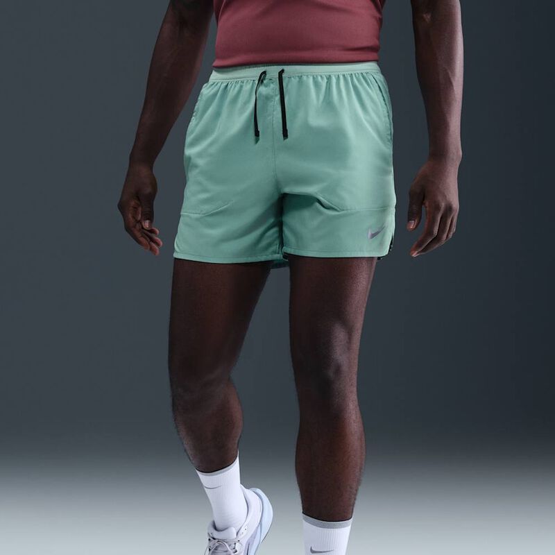 Short Nike Stride, Verde, hi-res
