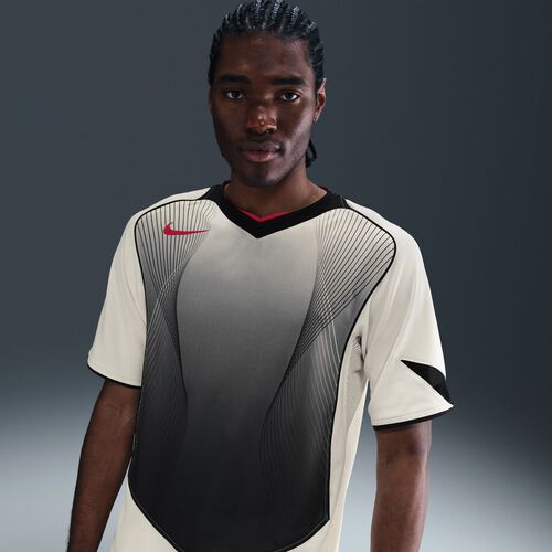 Nike Total 90