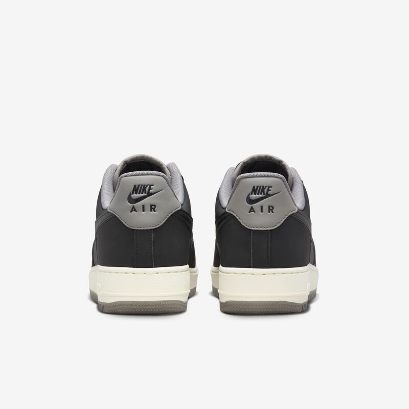 Nike Air Force 1 '07 LV8, Negro/Peltre Plano/Leche De Coco/Negro, hi-res
