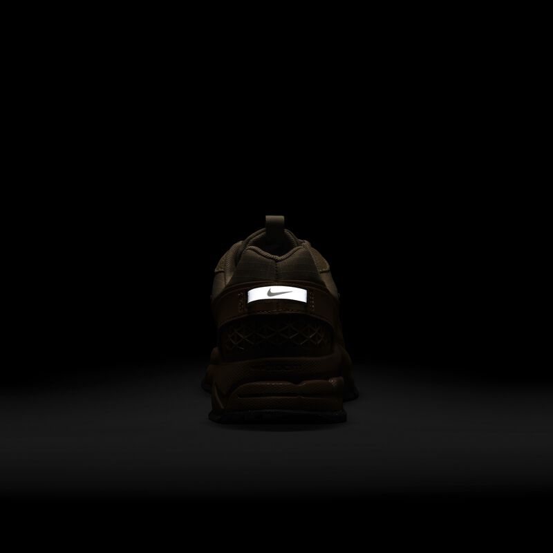 Nike Zoom Vomero Roam, Lino/Caqui-Antracita-Oro universitario, hi-res