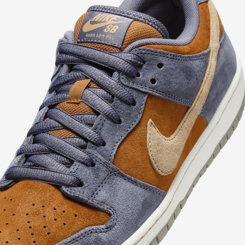 Nike SB Dunk Low Pro, Carbono Claro/Monarca/Blanco Cumbre/Sésamo, hi-res
