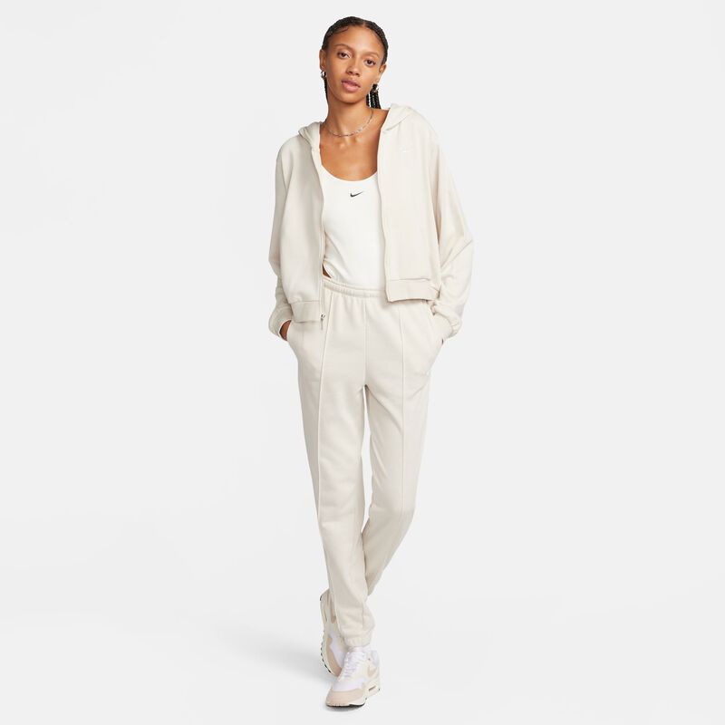 [Ljava.lang.String;@3a88f68e Nike, Marr&oacute;n, hi-res