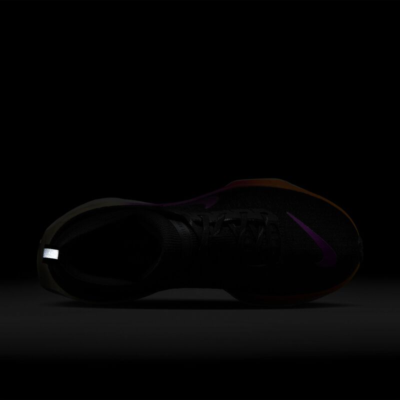 Nike Invincible 3, Negro/Naranja Láser/Leche De Coco/Hipervioleta, hi-res
