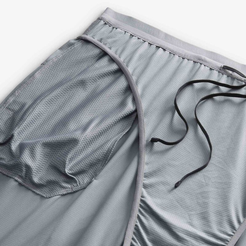 Nike Dri-FIT Stride, Gris humo/Negro, hi-res