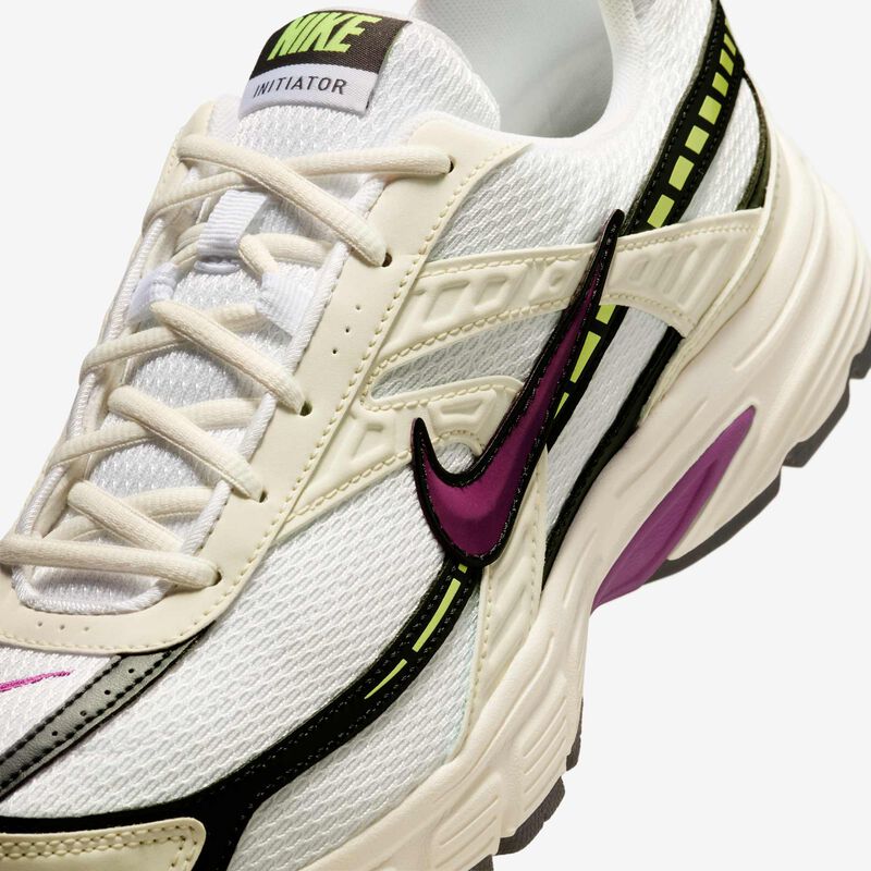 Nike Initiator, Blanco/Viotech-Pálido Marfil-Negro Apagado, hi-res