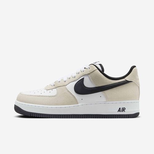 Nike Air Force 1 '07 LV8